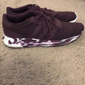 Adidas tennis shoes